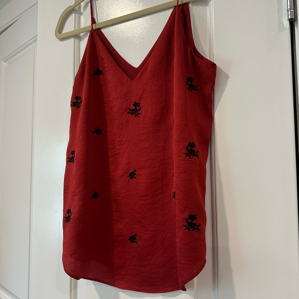 Express Red Floral Tank Top - Picture 2 of 3